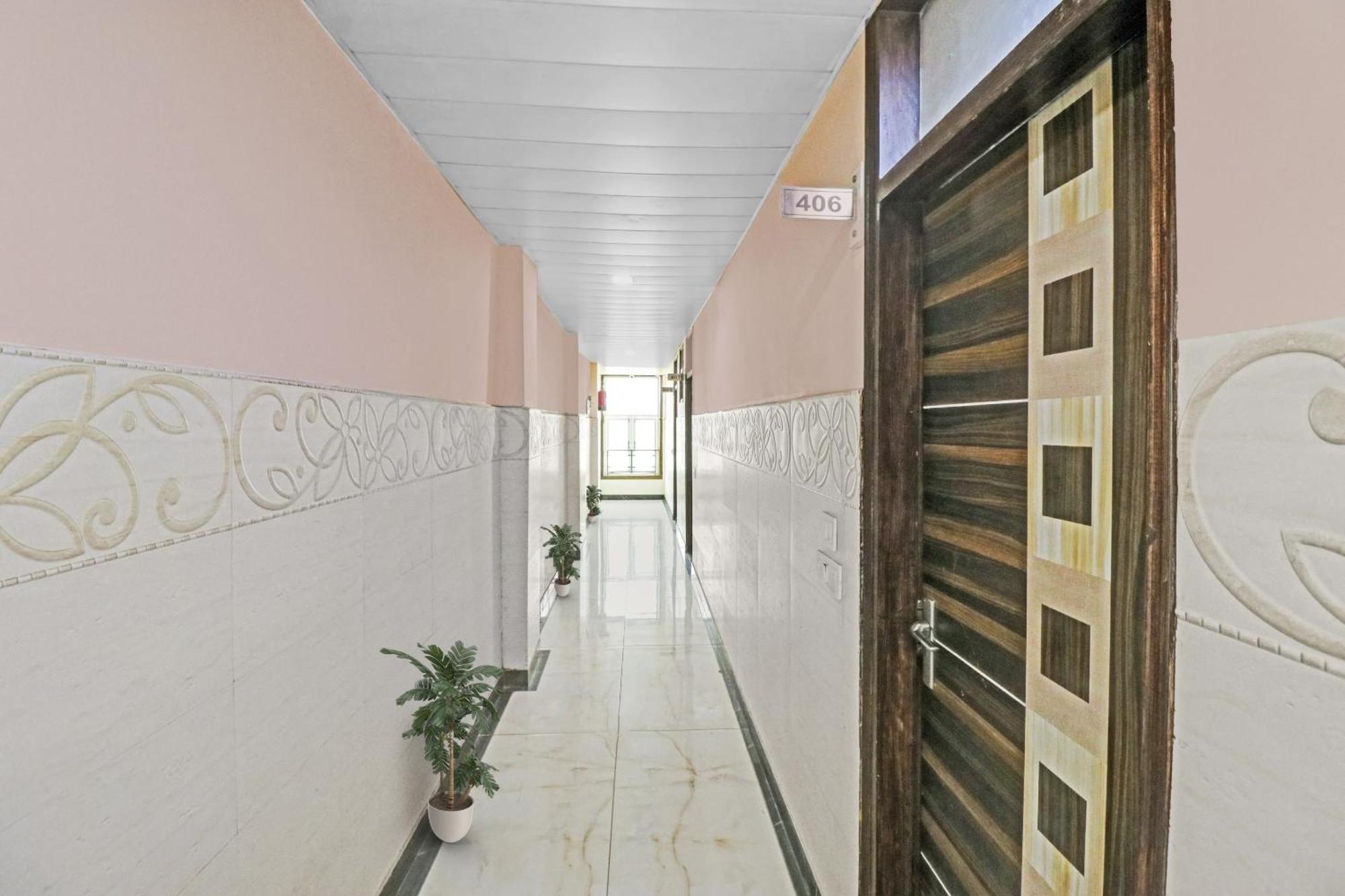 Hotel Oyo 90274 Knight